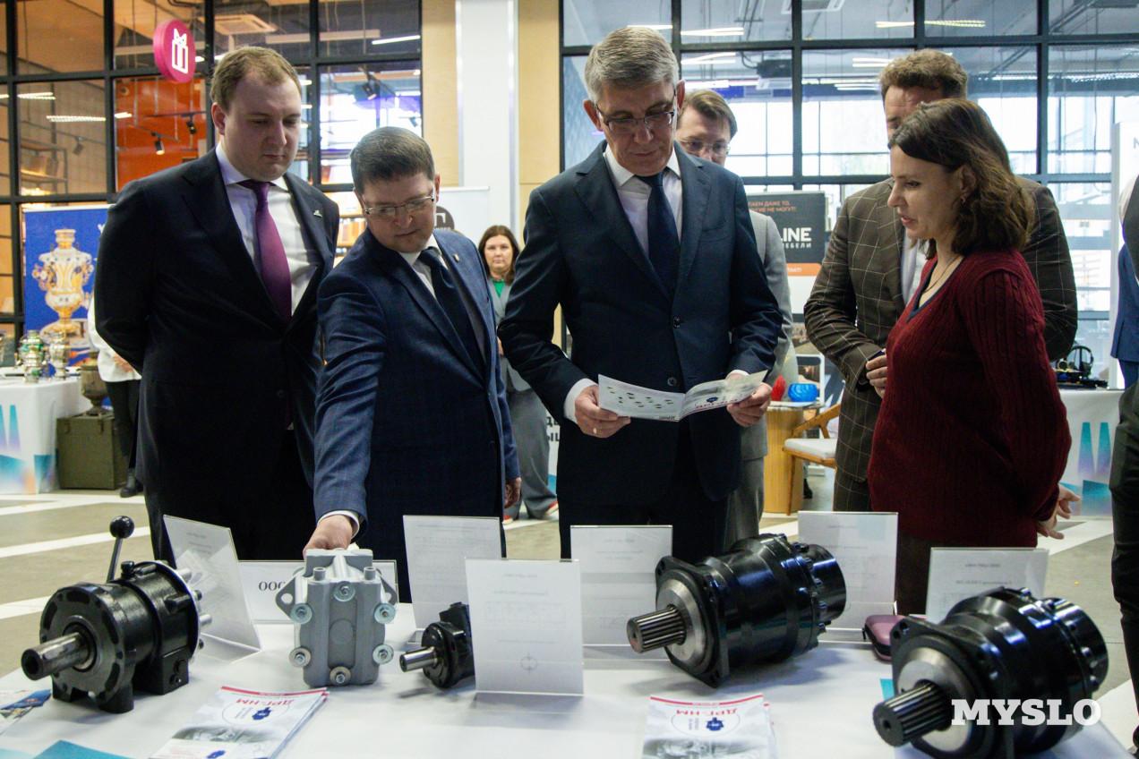 ООО «ДРГ-НМ» приняло участие в выставке, посвященной открытию регионального отделения «Клуба молодых промышленников Тульской области».